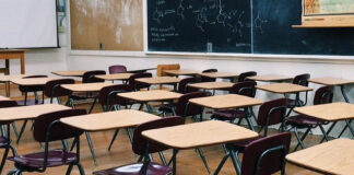 Piden hasta 2 mil pesos de cuota en escuela de colonia Vicente Guerrero