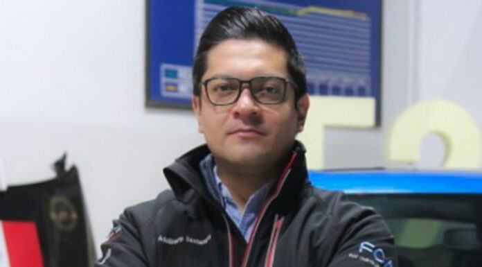 Asegura egresado UDLAP que la comunicación interna es esencial para el funcionamiento de las empresas