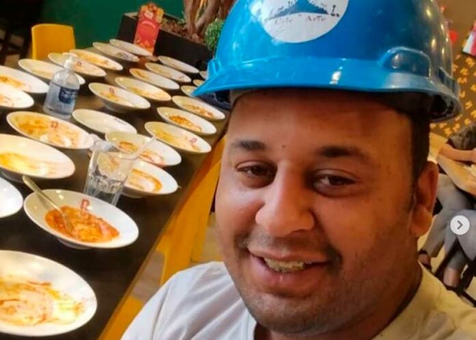 Glotón en buffet de Brasil glotón-buffete