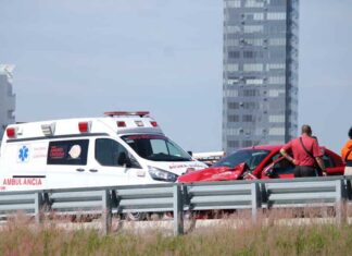 Volcó su auto en vía Atlixcáyotl por culpa de otro que huyó accidente-via-atlixcayotl