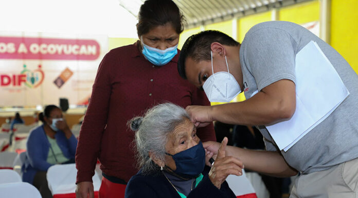 Entrega SEDIF 87 auxiliares auditivos en Ocoyucan