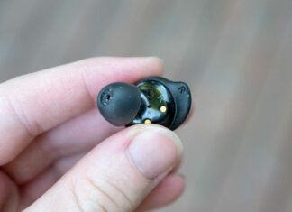 Hombre muere tras explotarle sus audífonos Bluetooth