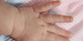 Mujer deja morir de hambre a su hija para irse de fiesta