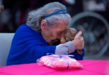 Mujer de 62 años es golpeada por sus vecinos en Loma Bella, reporte Oro Noticias maltrato-ancianos-puebla