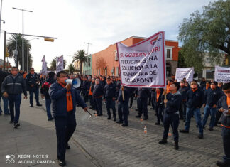 Desde Casa Aguayo trabajadores piden reapertura de Bonafont