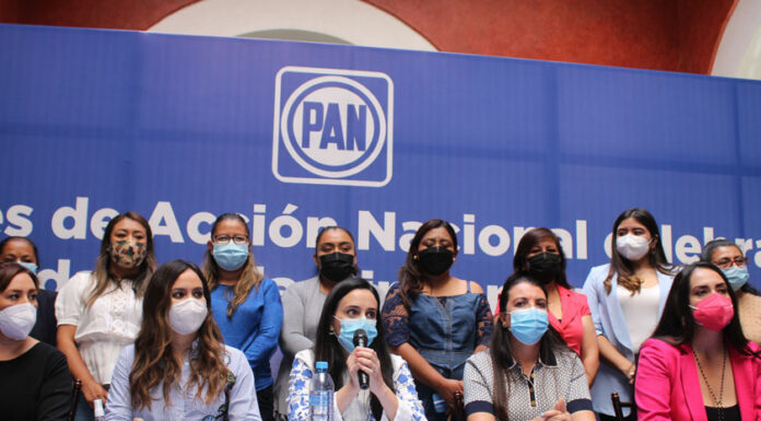 ¡Misóginas! acusa Mónica Rodríguez a opositoras panistas