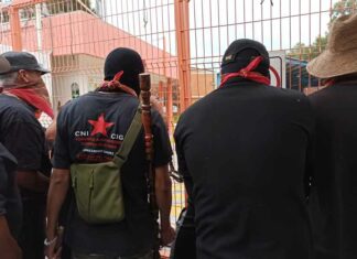 VIDEO:Encapuchados irrumpen planta Bonafont en Juan C. Bonilla planta-bonafont-juan-bonilla