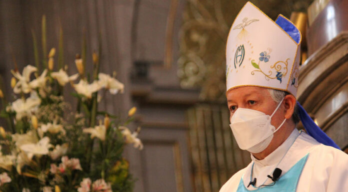 Arzobispo reza por víctimas y damnificados del huracán “Grace”