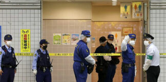 Apuñalan a cuatro pasajeros de tren en Tokio