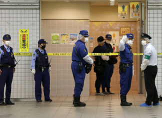 Apuñalan a cuatro pasajeros de tren en Tokio