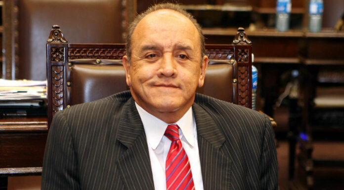 Víctor Hugo Islas de la derrota política a la violencia doméstica