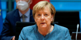 Ovacionan de pie a Angela Merkel en su última cumbre