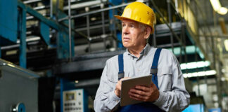 Tsunami plateado: Adultos retirados optan por reingresar a empresas