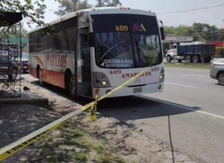 Chofer acuchilla a pasajero por negarse a usar cubrebocas en NL