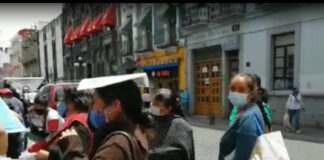 Papás truenan con Bienestar por atrasos en reposición de tarjetas Benito Juárez