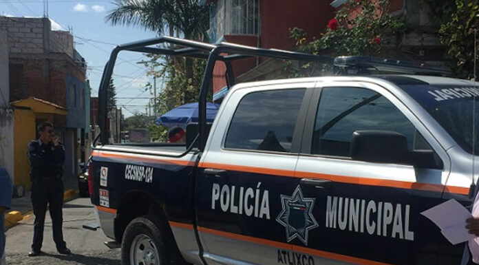 Roban camioneta en Chietla y es abandonada en Atlixco