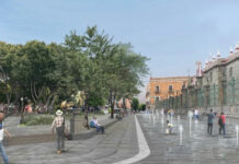 ¿Y ahora? Quitan rejas del Zócalo para usarlas en otros parques