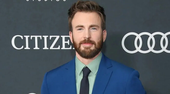 Chris Evans comparte video tocando el piano y fans enloquecen