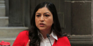 Regidores acusan a Claudia Rivera de tráfico de influencias y sobregasto Claudia Rivera Vivanco