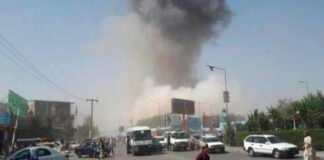 Explosión en mezquita en Afganistán deja al menos 50 muertos