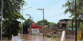 Reportan más de 10 mil damnificados en el Pacífico mexicano tras paso de huracán Pamela