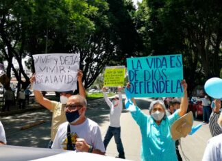 VIDEO: ¡Puebla es ProVida! grupos levantan la voz contra el aborto manifestación-contra-aborto-puebla