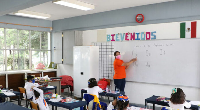 Suman 453 contagios de Covid-19 en Puebla a 6 semanas del regreso a clases