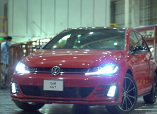 Volkswagen despedirá al Golf con subasta