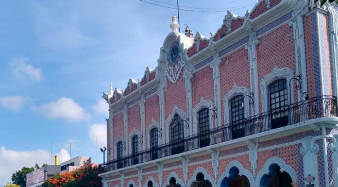 Tehuacán pagará más de 10 mdp de deuda a CFE