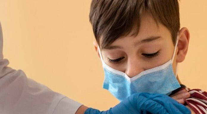Menores en Puebla se vacunarán contra Covid con o sin amparo: Barbosa niños