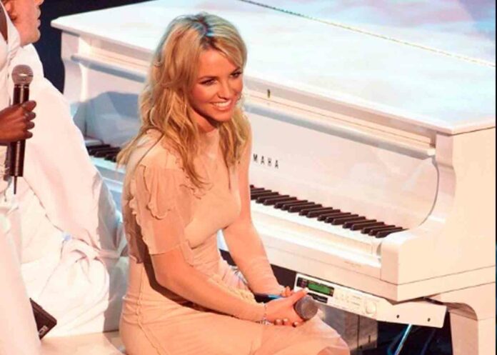 Britney-Spears--j