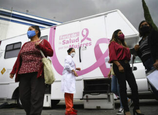 Atendieron a más de 6 mil poblanas en Feria de la Salud salud