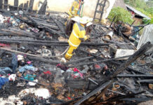 Incendio consume casa en Huauchinango