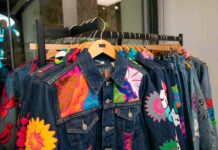 Secretaría de Cultura cuestiona a Levi’s por bordados de comunidades oaxaqueñas