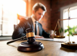 Barbosa buscará regular honorarios de abogados