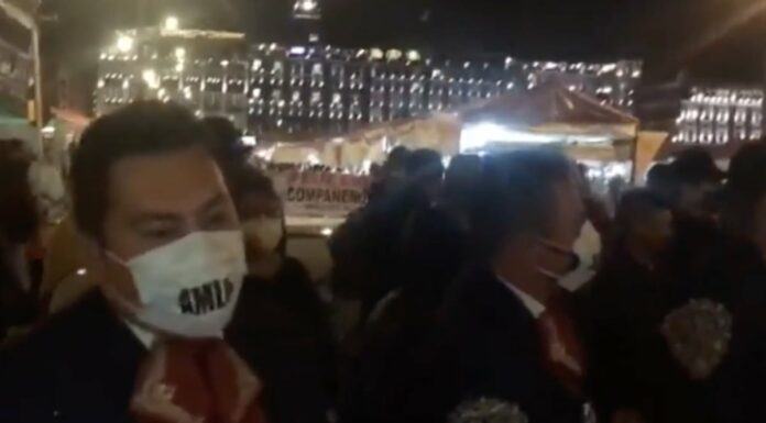 VIDEO: Llevan serenata a López Obrador por su cumpleaños 68 amlo
