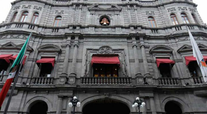 Comuna negociará pago de 217 mdp por expropiación de predios en 2004 ayuntamiento