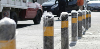 Ayuntamiento analizará reubicar bolardos retirados en Puebla capital bolardos