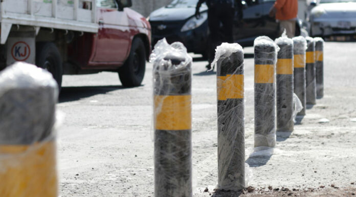 Analizará Ayuntamiento retiro de bolardos y ciclovías de Claudia Rivera bolardos