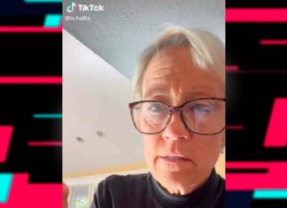 Mamá se mete a TikTok para mostrar a su hija cómo se cocina