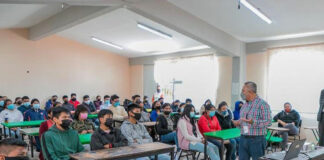 Imparten curso de cultura vial en bachilleratos de Puebla