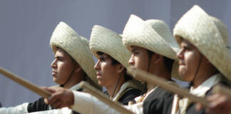 Se suman Atlixco e Izúcar al desfile por la Revolución Mexicana desfile