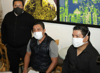 Denuncian despido injustificado 30 policías de Puebla capital