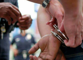 Mandan al penal de San Miguel a los agentes detenidos por secuestro en Tehuacán detenido