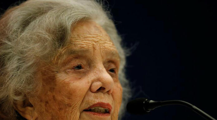 Roban casa de la escritora Elena Poniatowska en CDMX elena