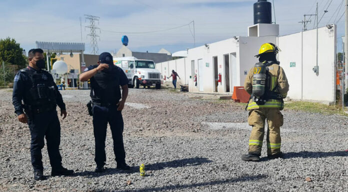 Por fuga de gas evacúan a vecinos de Tres Cruces