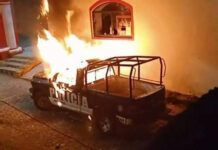 Incendian patrulla durante fiesta de Día de Muertos en Olintla