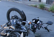 Menor de 14 años muere en accidente de motocicleta Paramédicos atendieron al menor de 14 años de edad, pero solo pudieron confirmar su deceso