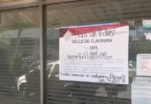 Chocan locatarios y funcionarios de Soapap por clausura de Plaza San Pedro