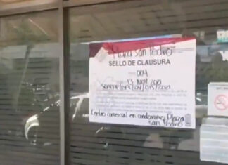 Chocan locatarios y funcionarios de Soapap por clausura de Plaza San Pedro